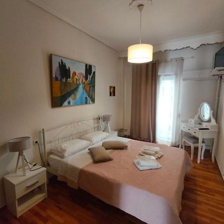 Elegant Central Apartment In Volos Exteriör bild